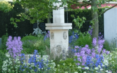 How to create a color themed garden